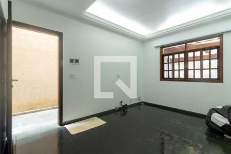 Sala de casa para alugar com 4 quartos, 200m² em Jardim Recanto Suave, Cotia