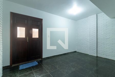 Sala de TV de casa para alugar com 4 quartos, 200m² em Jardim Recanto Suave, Cotia