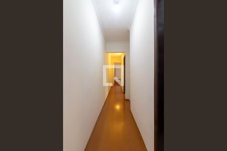 Corredor de casa para alugar com 4 quartos, 200m² em Jardim Recanto Suave, Cotia