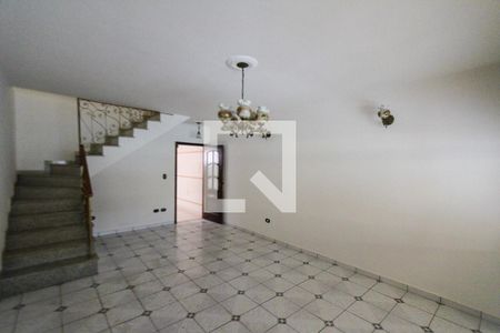 Sala de casa para alugar com 3 quartos, 200m² em Vila Ema, São Paulo