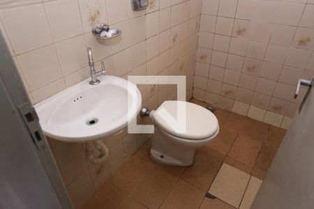 Banheiro de apartamento para alugar com 1 quarto, 35m² em Ceilândia Norte (ceilândia), Brasília