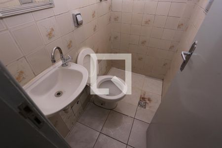 Banheiro de apartamento para alugar com 1 quarto, 35m² em Ceilândia Norte (ceilândia), Brasília