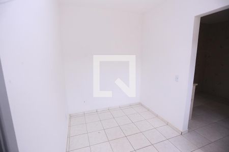 Quarto de apartamento para alugar com 1 quarto, 35m² em Ceilândia Norte (ceilândia), Brasília