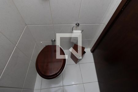 Lavabo de casa para alugar com 4 quartos, 180m² em Jardim Japao, São Paulo