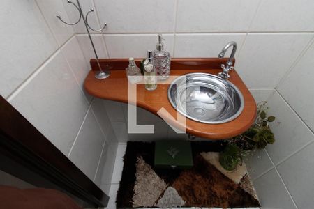 Lavabo de casa para alugar com 4 quartos, 180m² em Jardim Japao, São Paulo