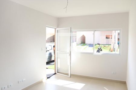 Sala de casa de condomínio para alugar com 2 quartos, 60m² em Vila Mutirao Ii, Goiânia