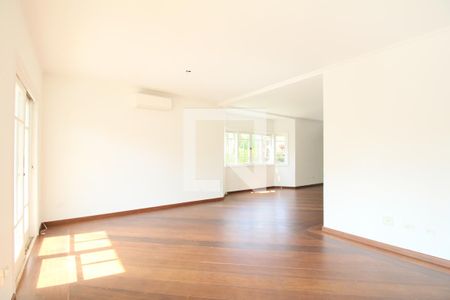 Sala de casa de condomínio para alugar com 4 quartos, 500m² em Morumbi, São Paulo