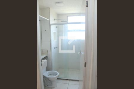 Banheiro de apartamento para alugar com 2 quartos, 45m² em Jardim da Posse, Nova Iguaçu