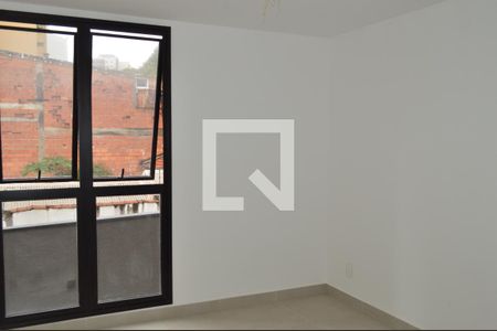 Sala de casa à venda com 2 quartos, 122m² em Vila Mariana, São Paulo