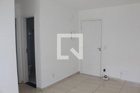 Sala de apartamento para alugar com 2 quartos, 48m² em Parque Mirante da Mata, Cotia