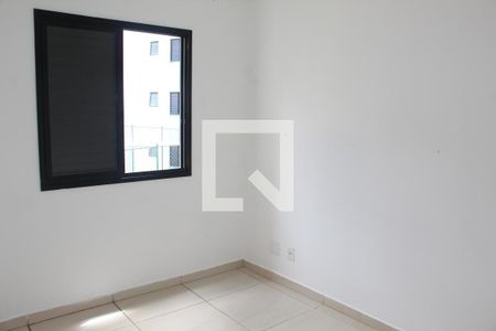 Quarto 2 de apartamento para alugar com 2 quartos, 48m² em Parque Mirante da Mata, Cotia