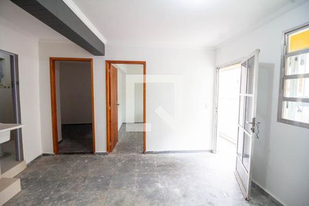 Sala/Cozinha de casa para alugar com 2 quartos, 45m² em Jardim Ipanema (zona Oeste), São Paulo