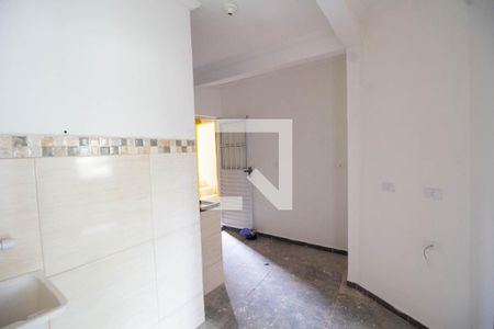 Sala/Cozinha de casa para alugar com 2 quartos, 25m² em Jardim Ipanema (zona Oeste), São Paulo