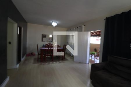 Sala de casa à venda com 3 quartos, 550m² em Vila Aparecida, Jundiaí