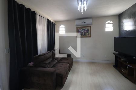 Sala de casa à venda com 3 quartos, 550m² em Vila Aparecida, Jundiaí