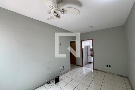 Sala de apartamento para alugar com 2 quartos, 52m² em Vila Tiberio, Ribeirão Preto