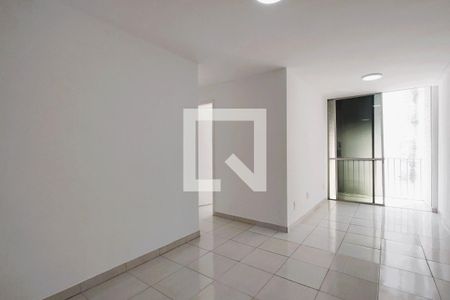 Sala de apartamento para alugar com 2 quartos, 70m² em Anil, Rio de Janeiro