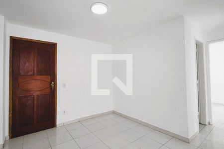 Sala de apartamento para alugar com 2 quartos, 70m² em Anil, Rio de Janeiro