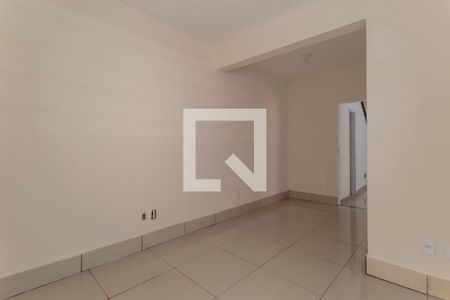 Quarto 1 de casa para alugar com 5 quartos, 306m² em Jardim Luzitânia, São Paulo