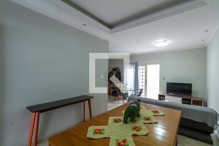 Sala de Jantar de casa à venda com 3 quartos, 230m² em Conjunto Habitacional Trevo, São Bernardo do Campo