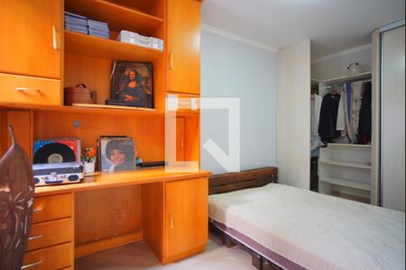 Quarto de apartamento à venda com 1 quarto, 42m² em São João, Porto Alegre