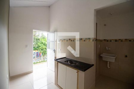 Cozinha de casa para alugar com 2 quartos, 41m² em Jardim Ipanema (zona Oeste), São Paulo