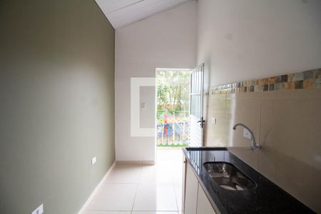 Cozinha de casa para alugar com 2 quartos, 41m² em Jardim Ipanema (zona Oeste), São Paulo