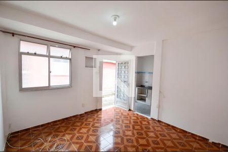 Sala/Quarto de kitnet/studio para alugar com 1 quarto, 30m² em Sampaio, Rio de Janeiro