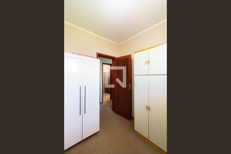 Casa para alugar com 290m², 4 quartos e 4 vagas Casa para alugar com 290m², 4 quartos e 4 vagasQuarto 2