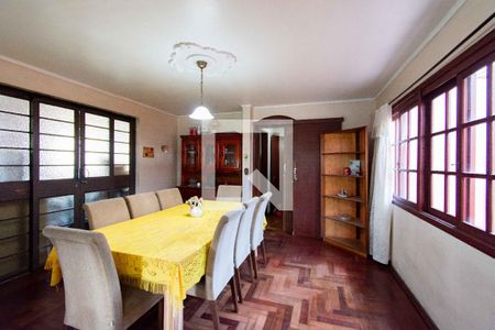 Casa para alugar com 290m², 4 quartos e 4 vagas Casa para alugar com 290m², 4 quartos e 4 vagasCopa