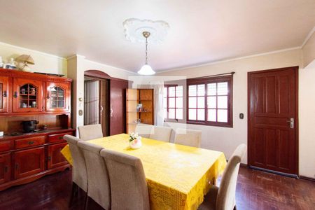 Casa para alugar com 290m², 4 quartos e 4 vagas Casa para alugar com 290m², 4 quartos e 4 vagasCopa