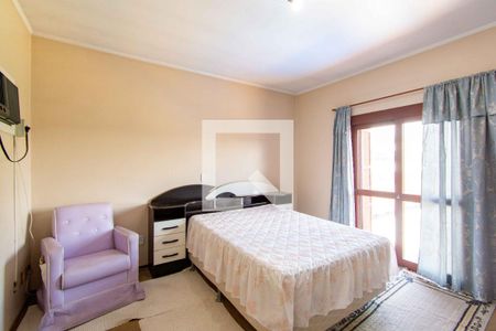 Casa para alugar com 290m², 4 quartos e 4 vagas Casa para alugar com 290m², 4 quartos e 4 vagasQuarto 1