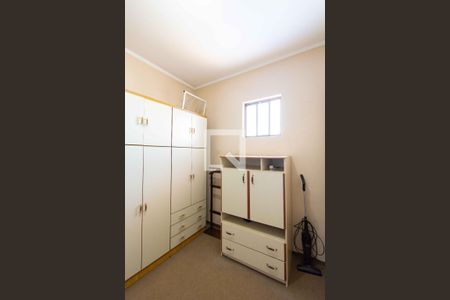 Casa para alugar com 290m², 4 quartos e 4 vagas Casa para alugar com 290m², 4 quartos e 4 vagasQuarto 2