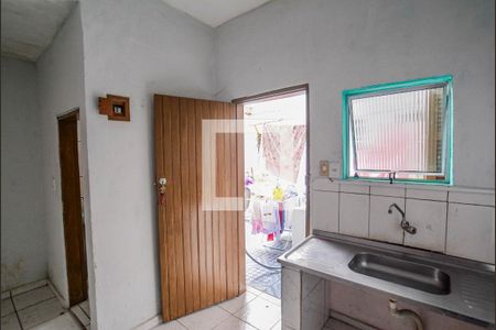 Cozinha de casa para alugar com 1 quarto, 36m² em Vila Camilópolis, Santo André