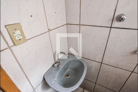 Banheiro de casa para alugar com 1 quarto, 36m² em Vila Camilópolis, Santo André