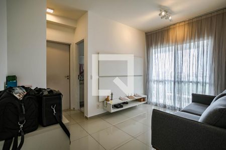 Sala de apartamento para alugar com 1 quarto, 49m² em Centro, Mogi das Cruzes