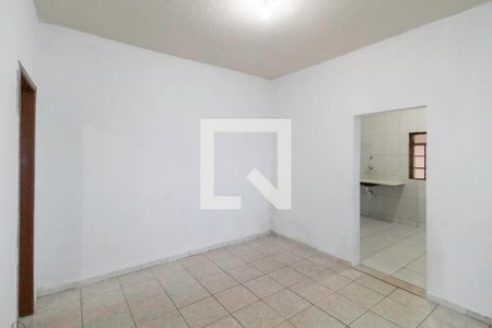 Sala de casa para alugar com 2 quartos, 80m² em Glória, Belo Horizonte