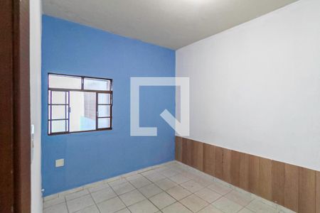 Quarto 1 de casa para alugar com 2 quartos, 80m² em Glória, Belo Horizonte