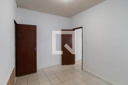 Quarto 1 de casa para alugar com 2 quartos, 80m² em Glória, Belo Horizonte