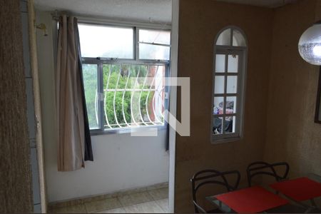 Sala de apartamento para alugar com 2 quartos, 58m² em Jacarepaguá, Rio de Janeiro