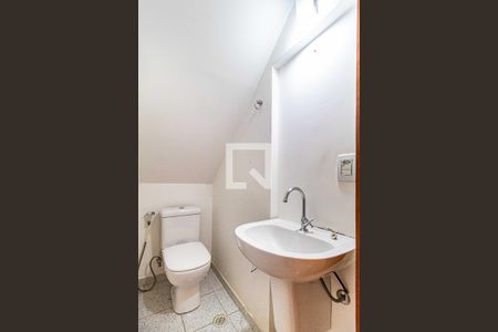 Lavabo de casa para alugar com 2 quartos, 130m² em Vila Campesina, São Paulo