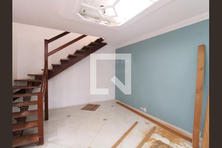 Sala/Cozinha de casa para alugar com 3 quartos, 85m² em Vila Pedra Branca, São Paulo