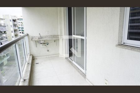 Varanda - Sala de apartamento para alugar com 3 quartos, 140m² em Anil, Rio de Janeiro