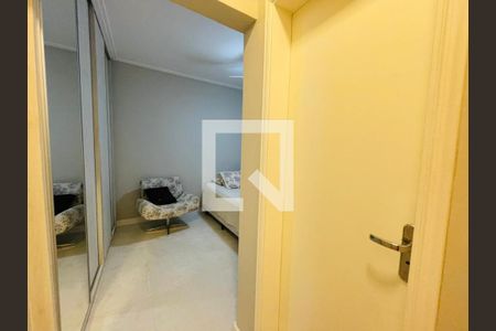 Quarto Suíte de apartamento para alugar com 3 quartos, 147m² em Gonzaga, Santos