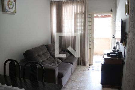 Sala de apartamento à venda com 2 quartos, 40m² em Darcy Vargas, Belo Horizonte