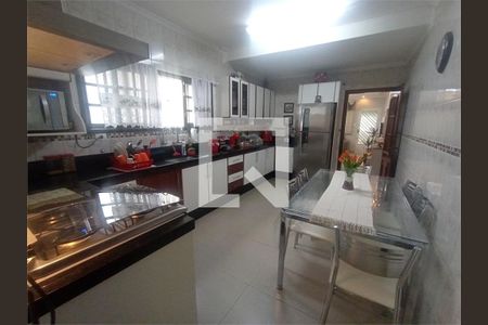 Casa à venda com 3 quartos, 160m² em Vila Gustavo, São Paulo