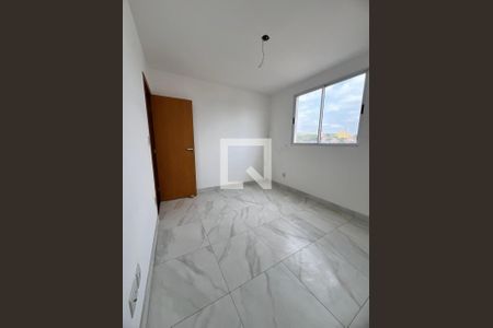 Apartamento à venda com 2 quartos, 380m² em Serrano, Belo Horizonte