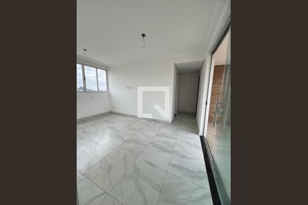 Apartamento à venda com 2 quartos, 380m² em Serrano, Belo Horizonte