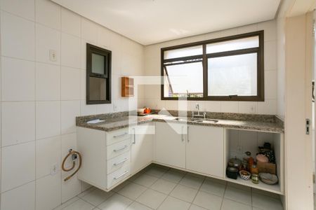 Cozinha de apartamento à venda com 3 quartos, 126m² em Mont’serrat, Porto Alegre