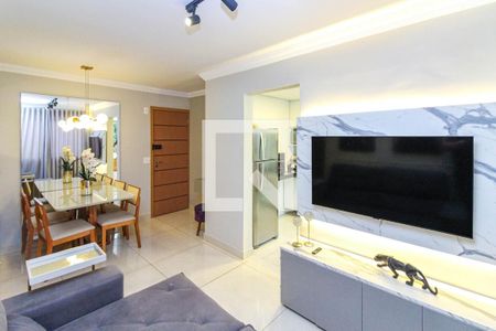 Sala de apartamento à venda com 2 quartos, 60m² em Sagrada Família, Belo Horizonte